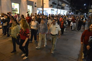 El contingente estuvo conformado por el movimiento Magisterio Unido de Durango (MUD) y la Coordinadora Nacional de Trabajadores de la Educación (CNTE).