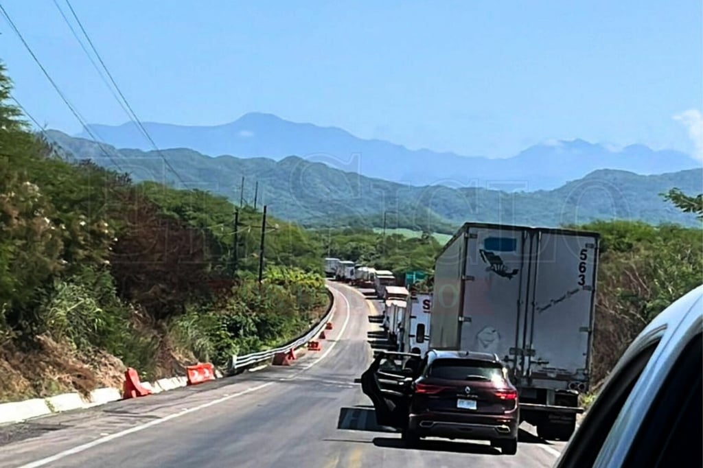 Circulan imágenes de 'incidentes' en la 'Súper Durango- Mazatlán