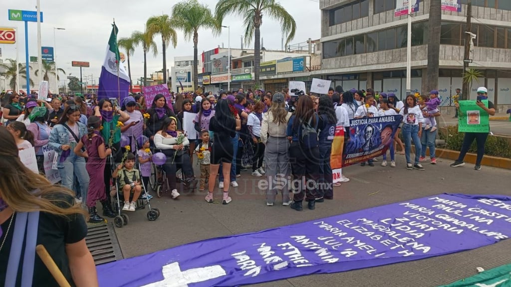 Marcha por el Día de la Mujer en Durango
