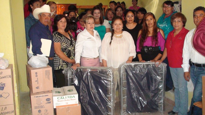 Apoyan en Cuencamé a instructores del Conafe
