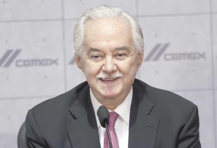 Muere Lorenzo Zambrano, presidente de Cemex