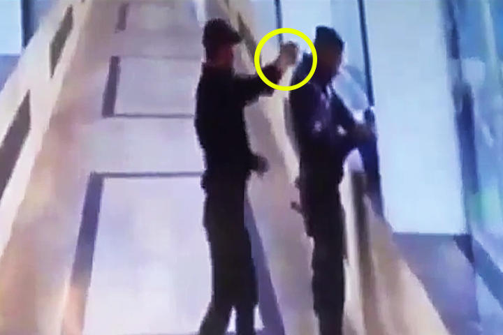 Sujeto mata a policía al ser detenido