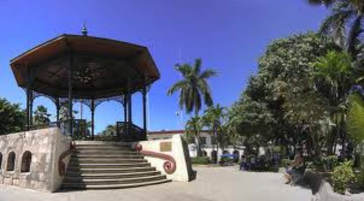 Plazuela República, la principal plazuela mazatleca