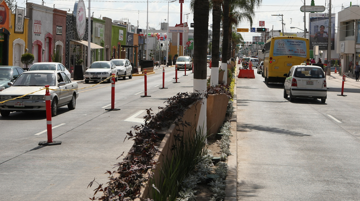 Casi lista, avenida  20 de Noviembre
