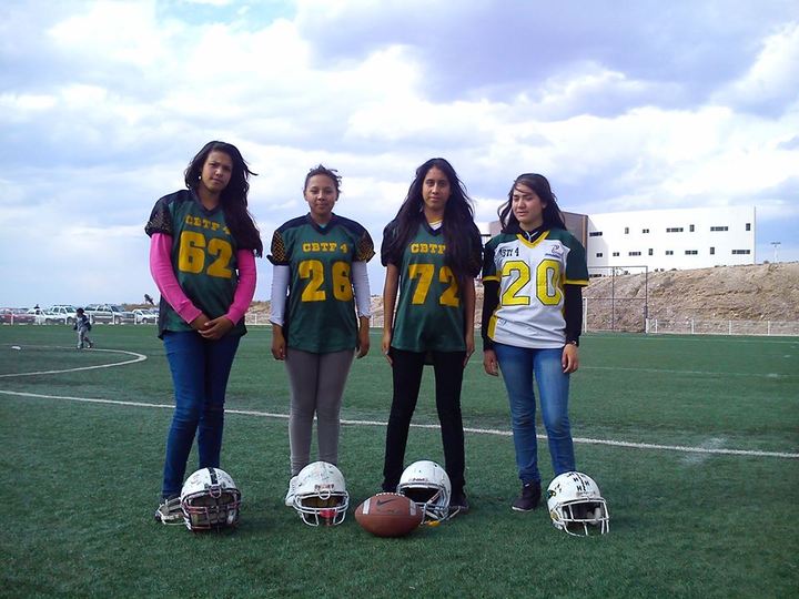 Halconas doblegan a las Aztecas