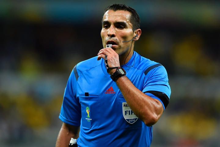 Marco Antonio Rodríguez cuelga el silbato