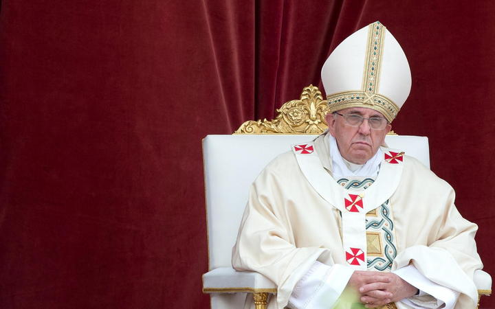 Pide Papa paz y diálogo para evitar muertes en Ucrania