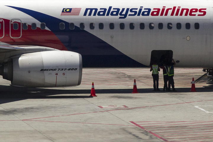 Exculpa IATA a Malaysian Airlines por cruzar espacio ucraniano