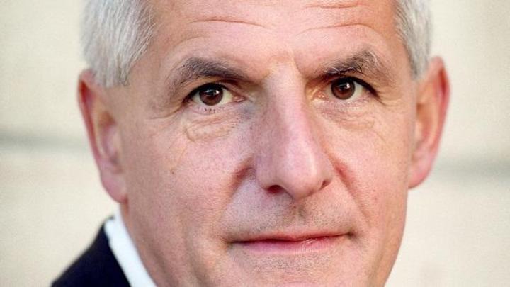 Experto mundial en sida, entre fallecidos de avión