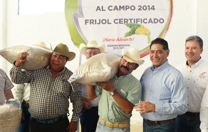 Autoriza Peña Nieto subsidio al 100% en semilla de frijol