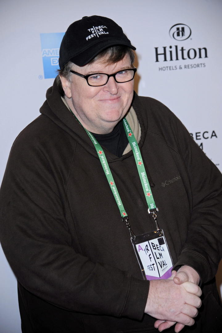 Michael Moore oficialmente se divorcia