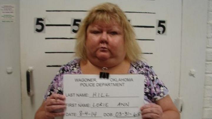 Maestra llega borracha y sin ropa a clase