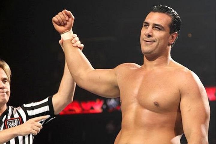 WWE	despide al mexicano Alberto del Río