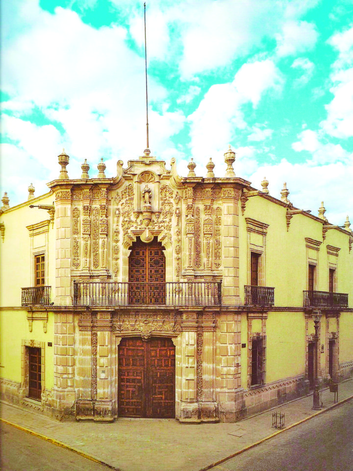 Museos y + Casa de la Cultura Banamex, un espacio señorial lleno de lujo y magnificencia