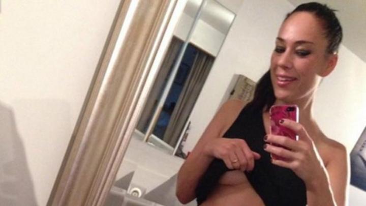 Escándalo en Suiza por fotos de funcionaria