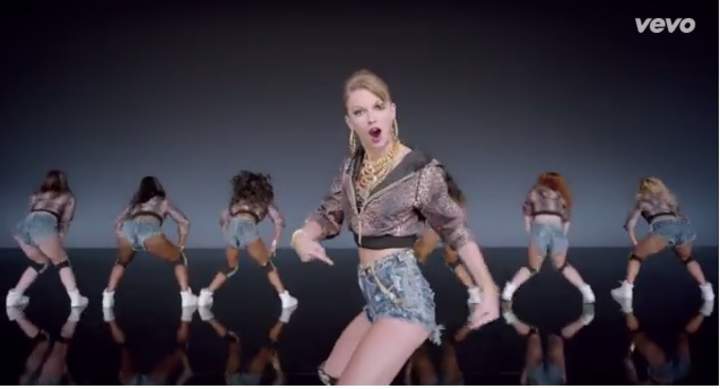 Estrena Taylor Swift con su nuevo video Shake It Off