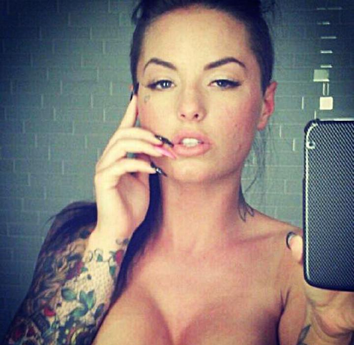Christy Mack se recupera tras golpiza