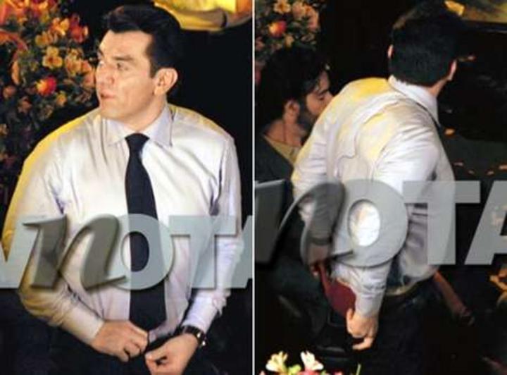 Jorge Salinas enseña de más en grabación de novela