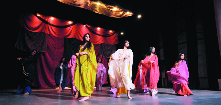 La expresiva e intensa danza árabe