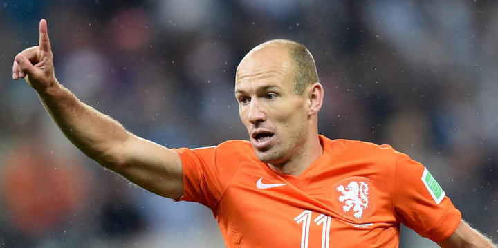 El 'No era penal' no inquieta a Robben
