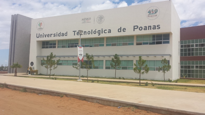 Universidad de Poanas, ejemplo