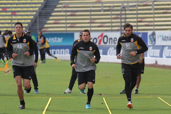 Mauro Cejas ya se entrenó con Monarcas