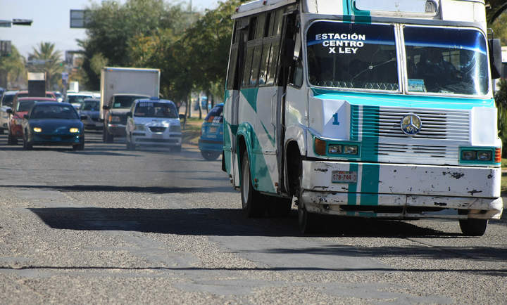 Solicitan revisión de tarifas del transporte público