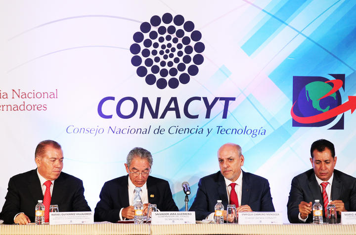 Aplauden labor de Conacyt a 44 años de su fundación