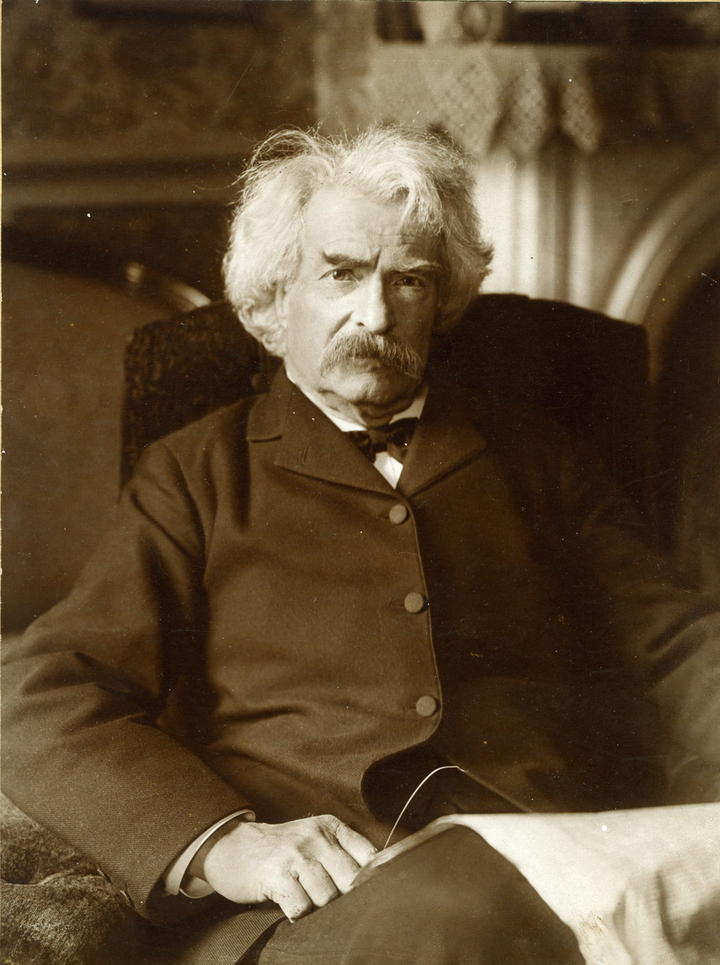 Roban placa de bronce de la tumba de Mark Twain