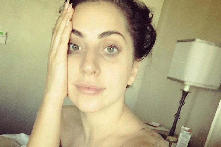 Gaga comparte otra foto, ahora sin maquillaje