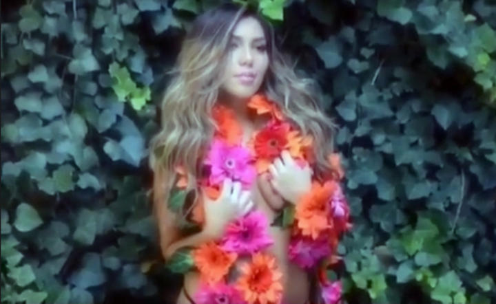 Frida Sofía comparte video de sesión para Playboy