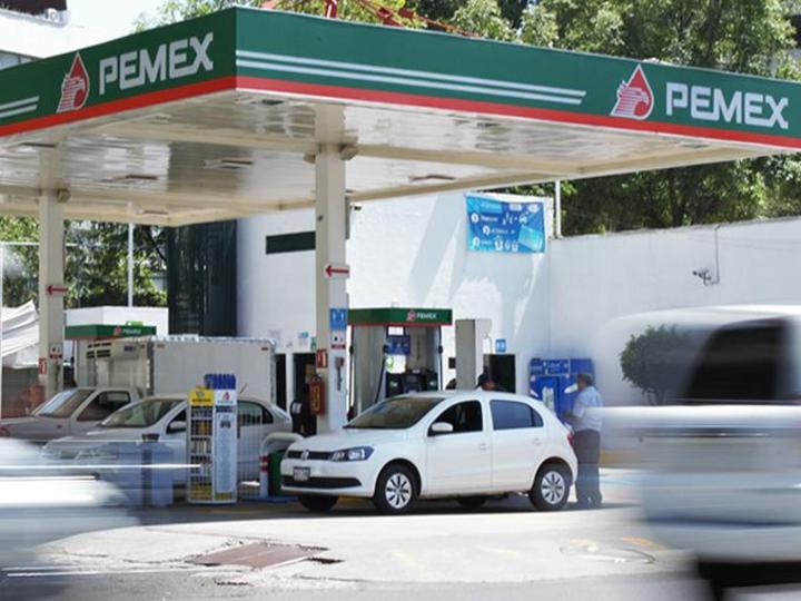 Caen ventas de Pemex al exterior