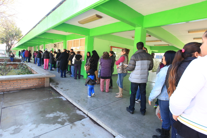 Saturan escuelas más 'reconocidas'