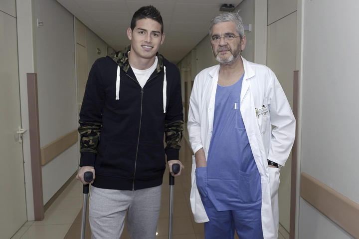 James Rodríguez es operado con éxito