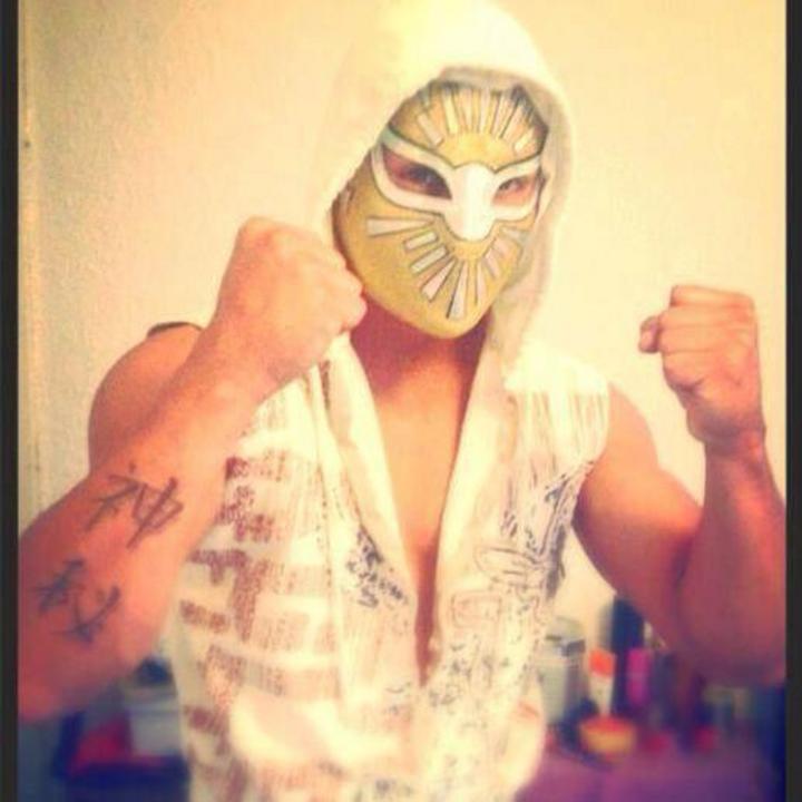 Místico volvió a 'nacer' para luchar