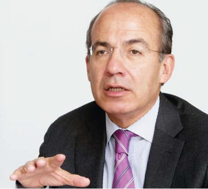Felipe Calderón defiende los logros de su mandato
