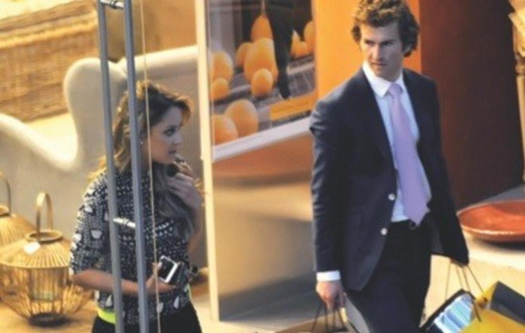 Vanessa Huppenkothen sale con 'El Payo'