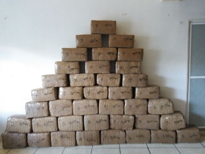 Quitan al  narco más de 400 kg de droga