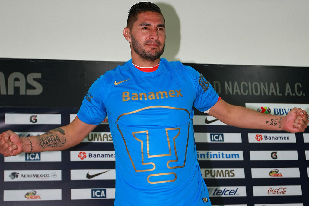 Yosgart Gutiérrez quiere quedarse en Pumas