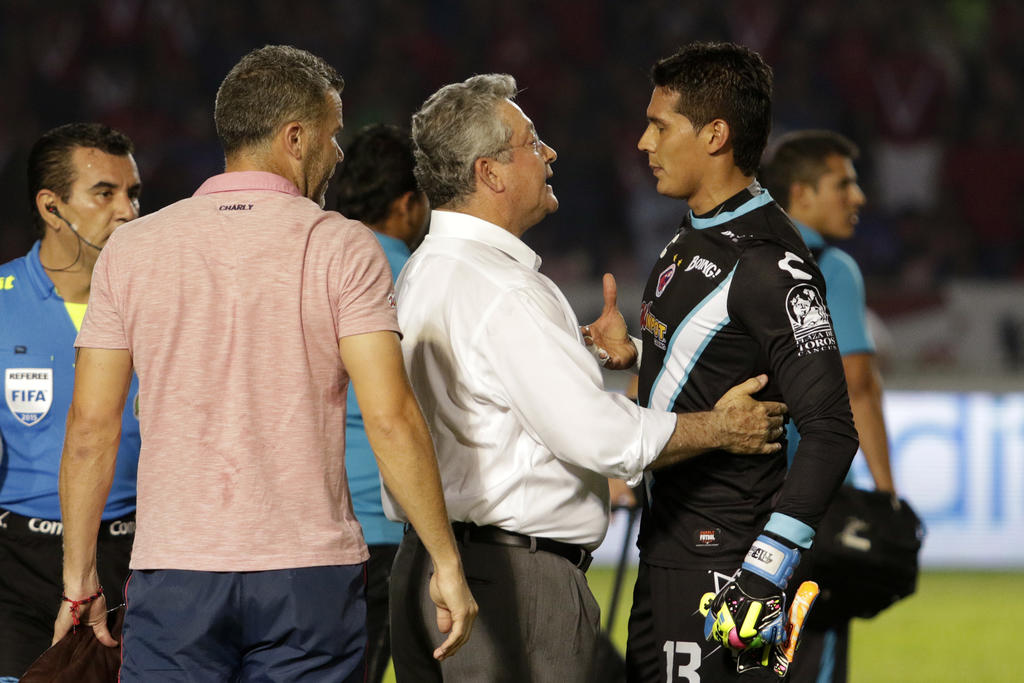 Melitón se dice tranquilo por eliminación de Veracruz