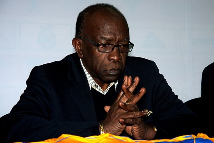 Hijo de Jack Warner formuló fraude