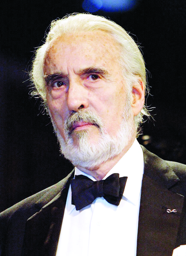 Lamentan la muerte de Christopher Lee