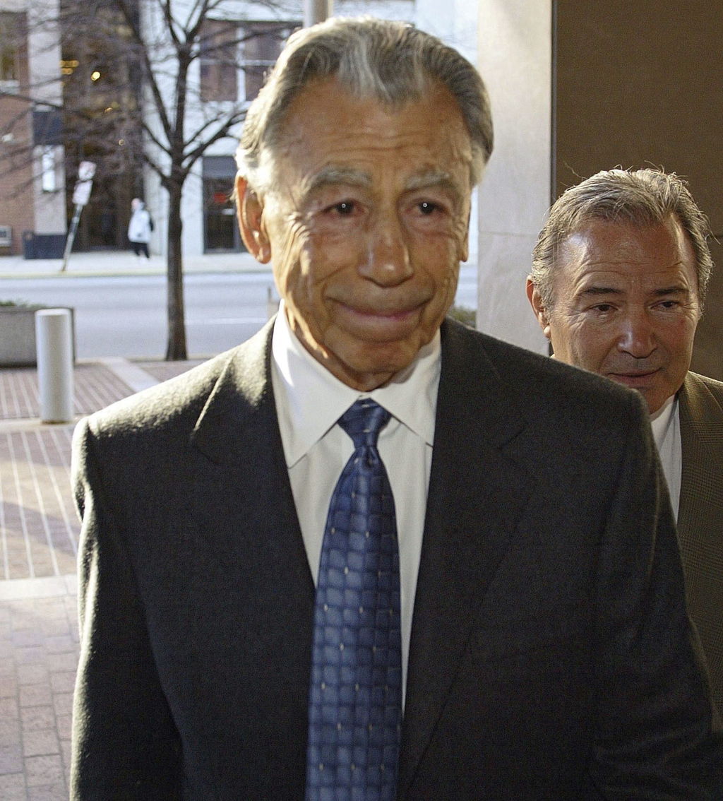 Fallece el multimillonario Kirk Kerkorian