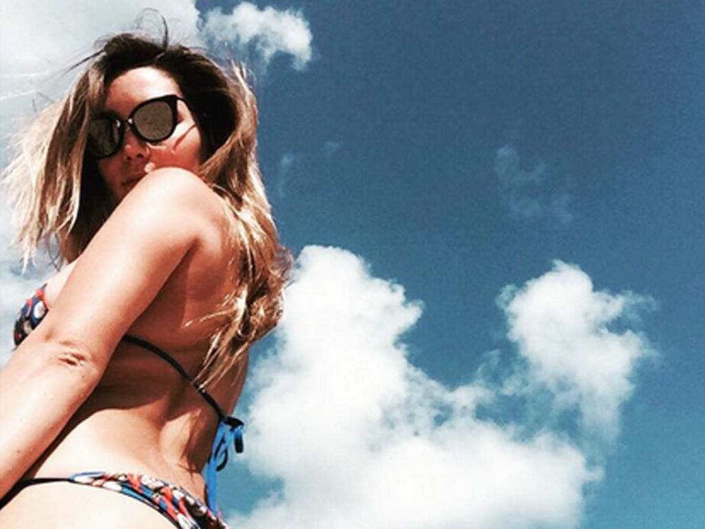 Frida Sofía luce espectacular en la playa