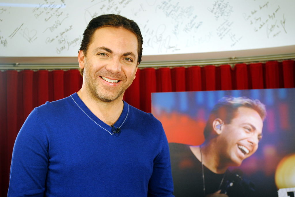 Me encantaría que todo mundo fuera gay: Castro