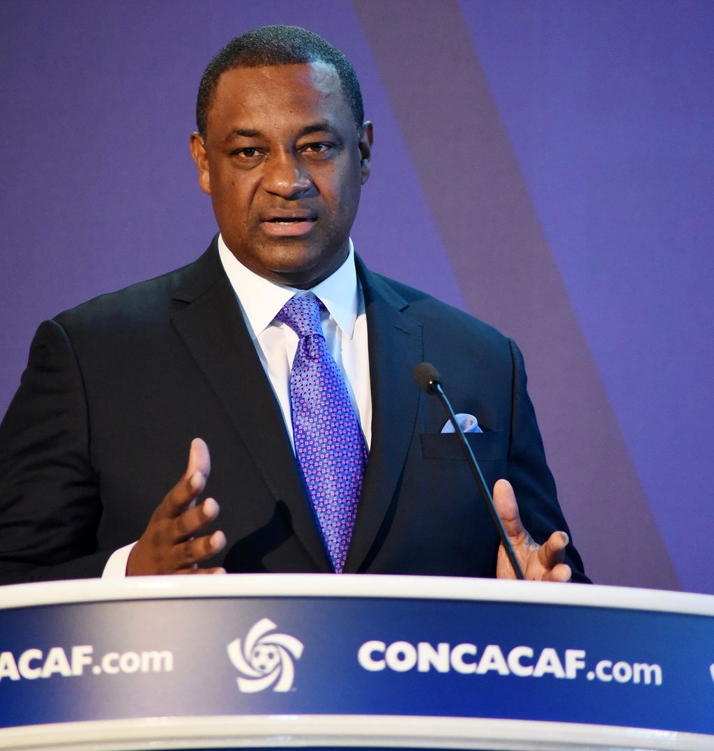 Jeffrey Webb llega a EU para enfrentar acusación