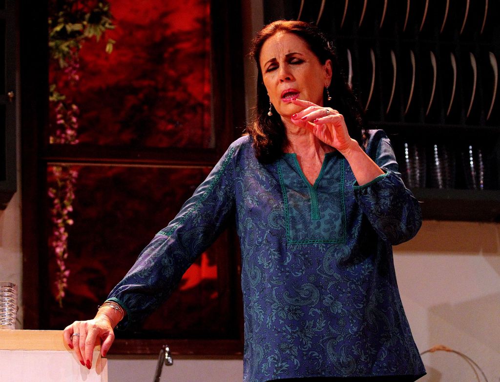 1944: Nace Helena Rojo, reconocida primera actriz de cine, teatro y televisión