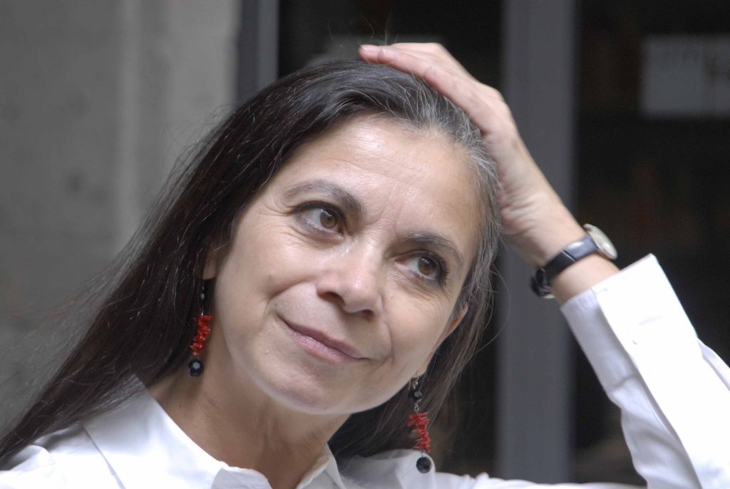 1954: Nace la poeta, novelista y dramaturga mexicana Carmen Boullosa