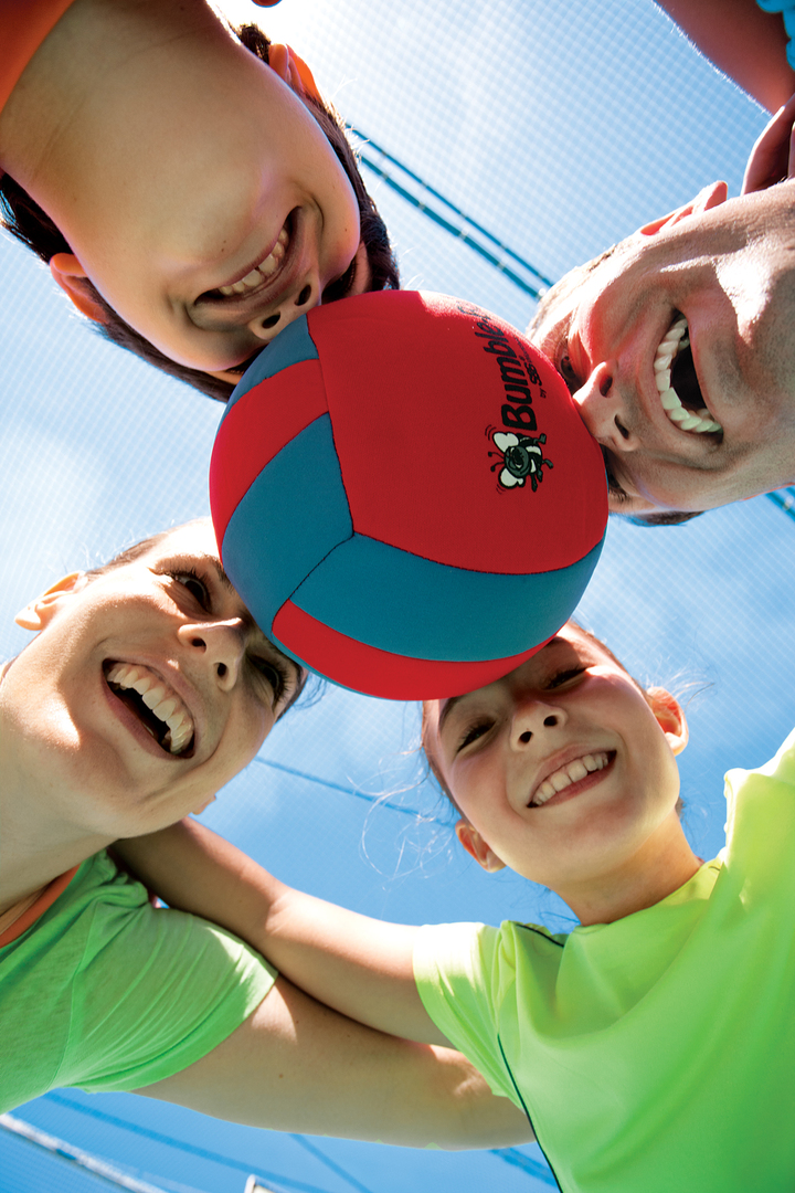 Dejémosles buscar su propia identidad