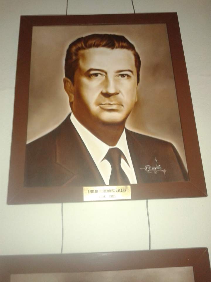 Adiós a Emilio Gutiérrez Valles